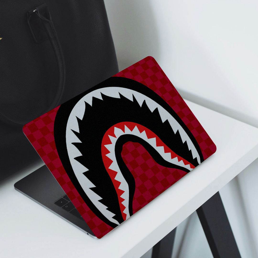 Customizing Macbook Custom MacBook Pro 15 inch Skin